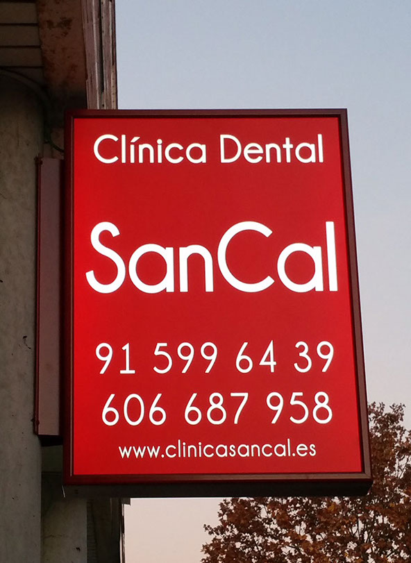 banderola con iluminacion led